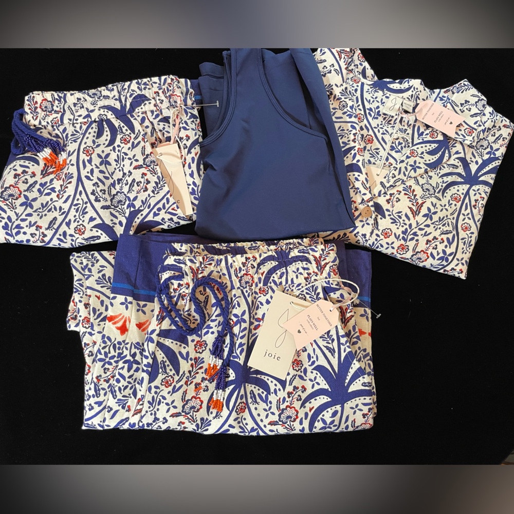 4 Piece Coordinating Set